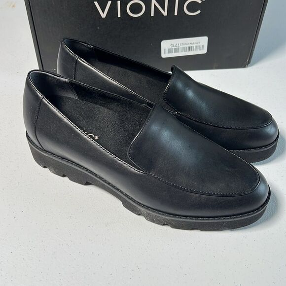 Vionic Kensley Women's Black Leather Loafer - Picture 2 of 6